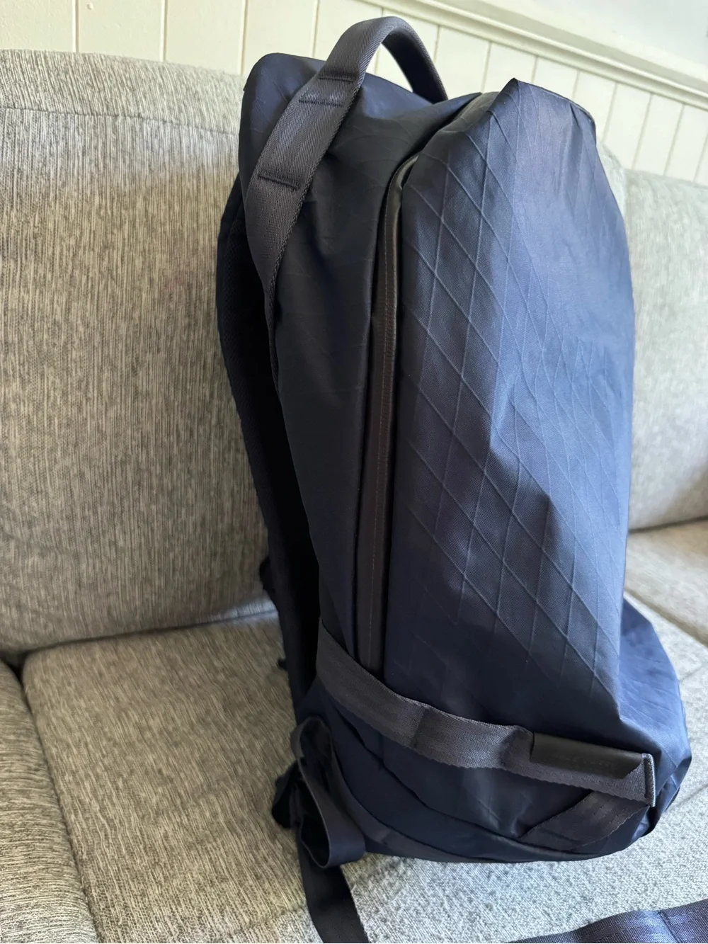 Able Carry authentic bag